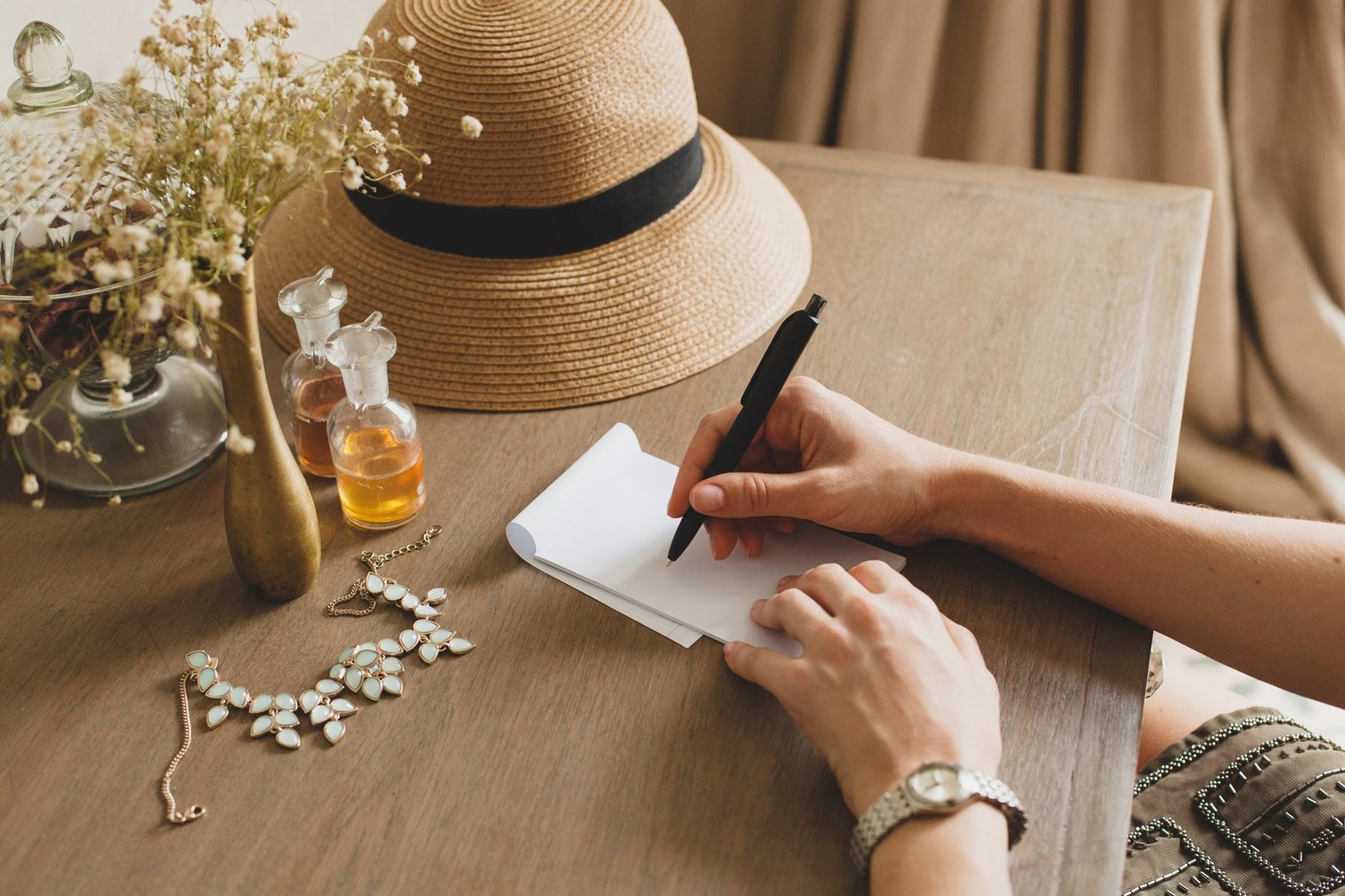 Featured image for How to Write Wedding Vows: A Guide That's Easier Than Planning a Seating Chart